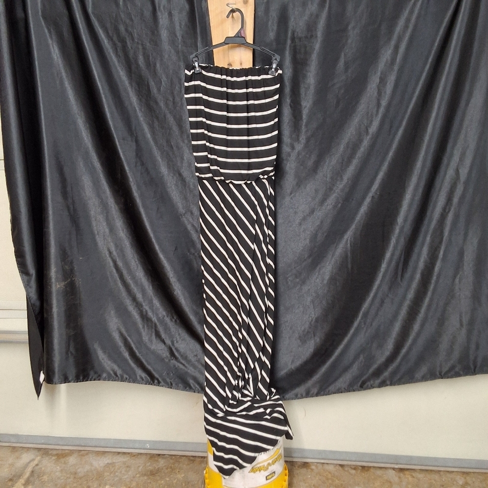 Olivaceous Black and White Strapless Maxi Dress